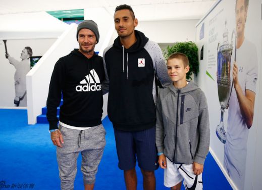 罗密欧贝克汉姆职业足球首秀,贝克汉姆小七足球场