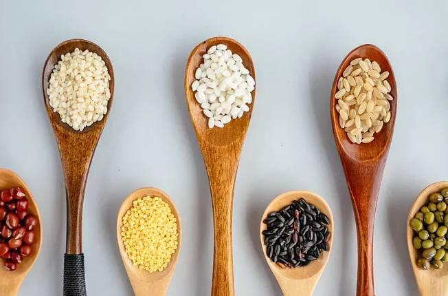 原麦山丘如何在激烈的市场竞争中脱颖而出｜花万里品牌策划