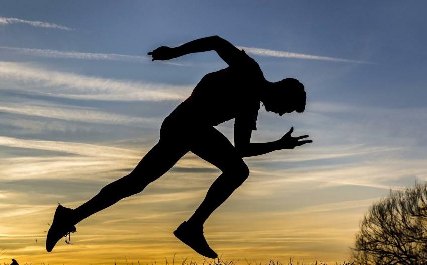 健身后肌肉酸痛吃什么恢复得快,健身完大腿肌肉酸痛怎么快速恢复