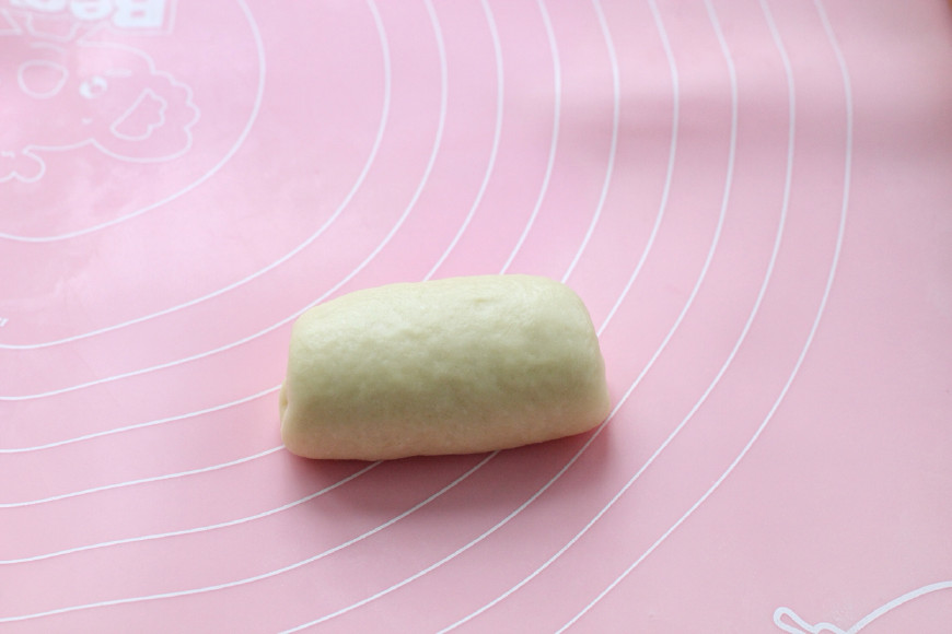 趁着暑假学会这款面包,不加黄油也能松软香甜,开学当早餐正合适