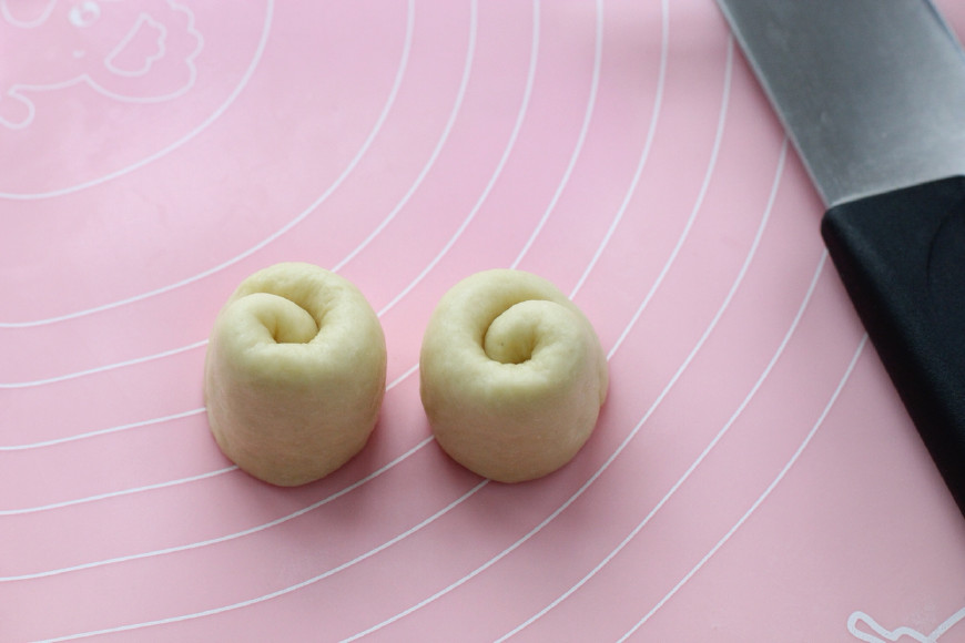 趁着暑假学会这款面包,不加黄油也能松软香甜,开学当早餐正合适