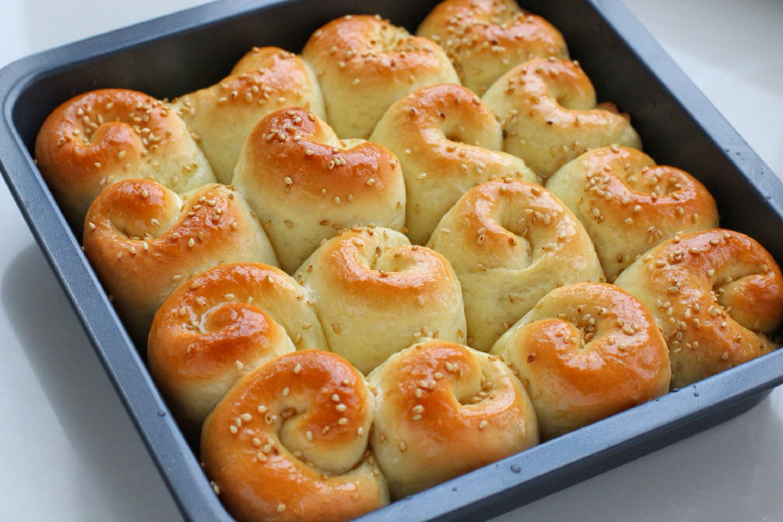 趁着暑假学会这款面包,不加黄油也能松软香甜,开学当早餐正合适