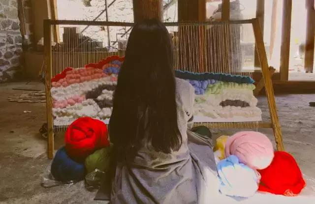 卖掉大城市一套的房子回小城市,卖掉一线城市房子去大理开民宿