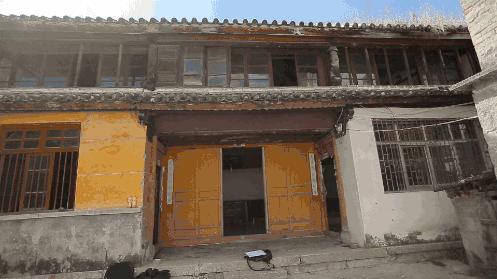 卖掉大城市一套的房子回小城市,卖掉一线城市房子去大理开民宿