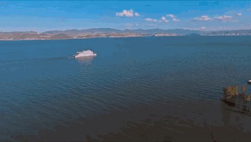 卖掉大城市一套的房子回小城市,卖掉一线城市房子去大理开民宿