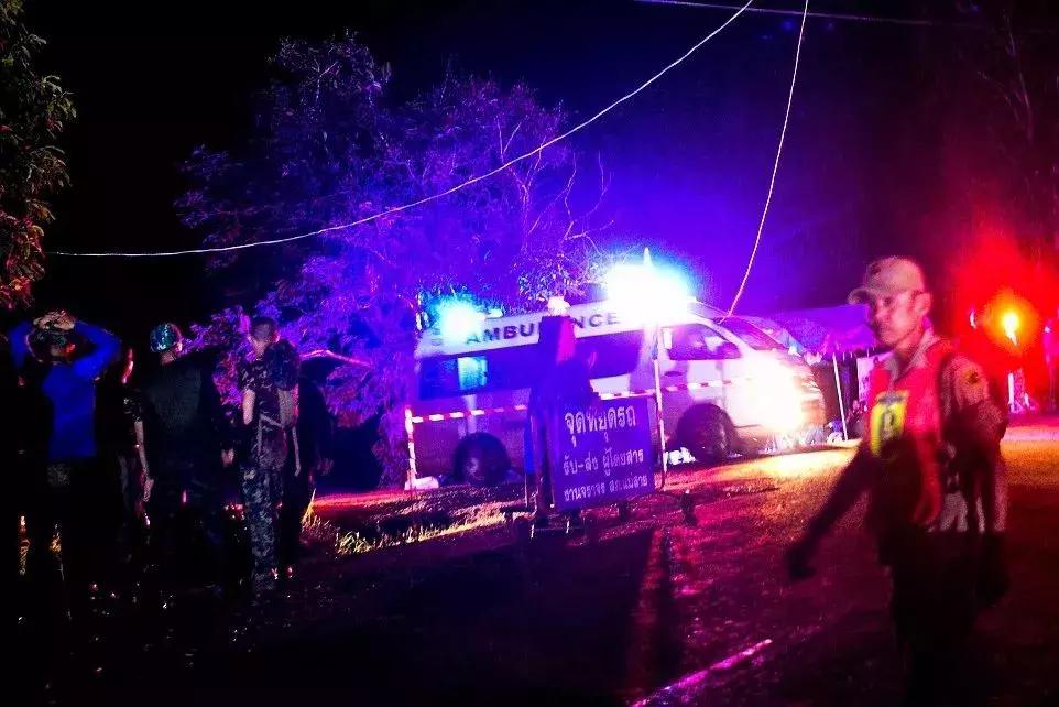 被困7天奇迹生还,被困35天后奇迹生还完整版