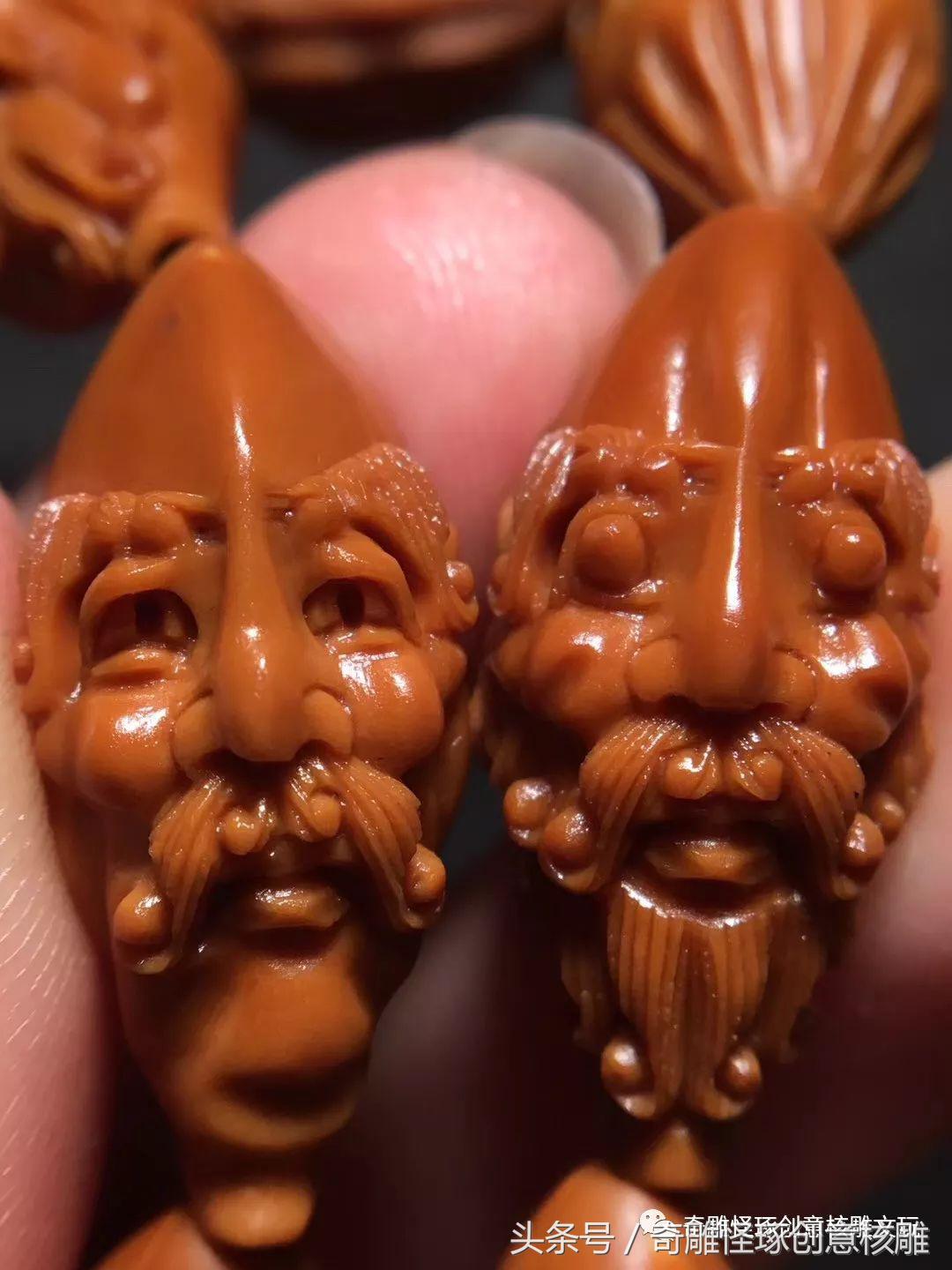 世界顶级极品橄榄核雕十八罗汉,知翠轩橄榄核雕双面十八罗汉价格