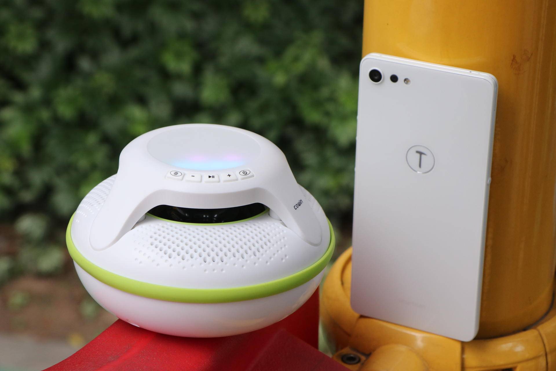 音乐水上漂，防水小精灵：咔哟Swimmer水上音箱体验测评