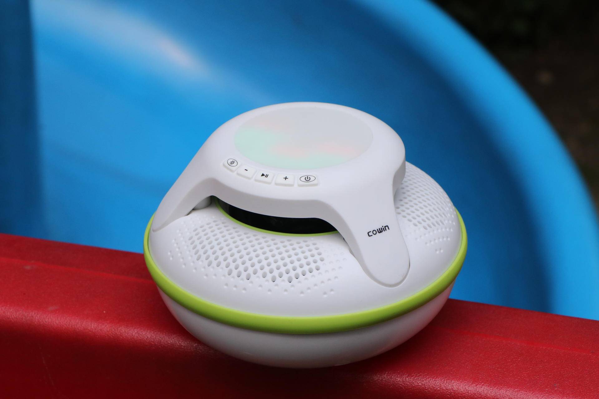 音乐水上漂，防水小精灵：咔哟Swimmer水上音箱体验测评