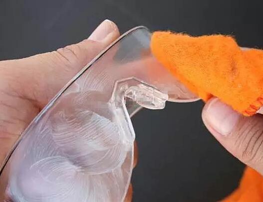 眼镜片刮花处理,眼镜片刮花了影响度数吗