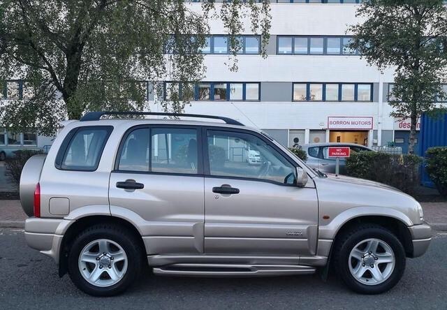 超级维特拉是硬派越野车吗,超级维特拉好看