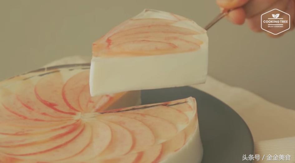 8寸桃子慕斯蛋糕的做法,如何做果冻慕斯蛋糕