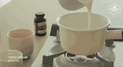 8寸桃子慕斯蛋糕的做法,如何做果冻慕斯蛋糕