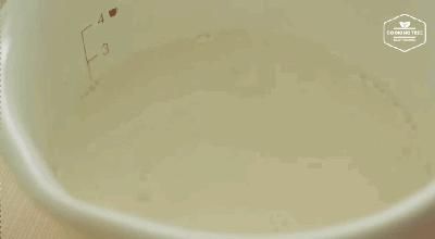 8寸桃子慕斯蛋糕的做法,如何做果冻慕斯蛋糕