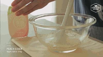 8寸桃子慕斯蛋糕的做法,如何做果冻慕斯蛋糕