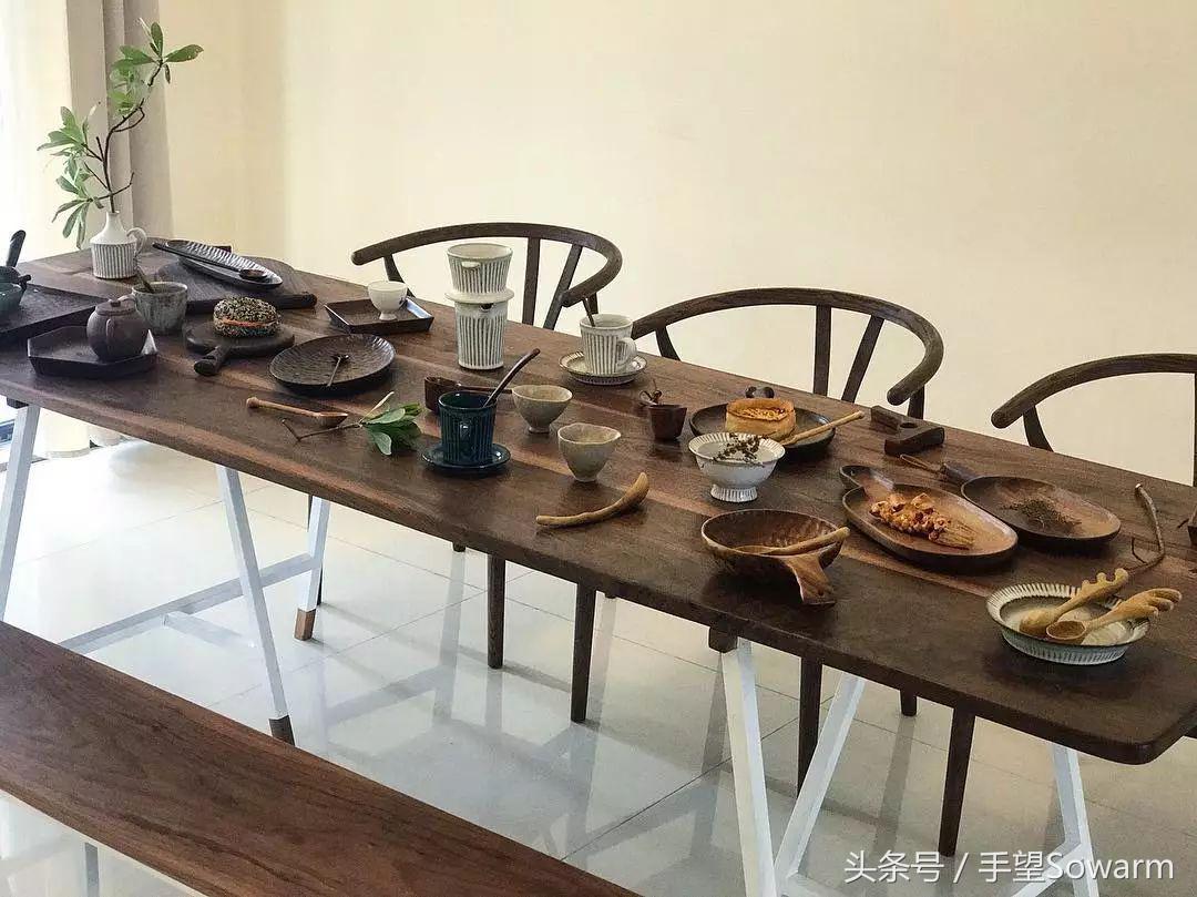 关掉公司，换个手机，摄影大叔中年“退隐”到深山做木勺