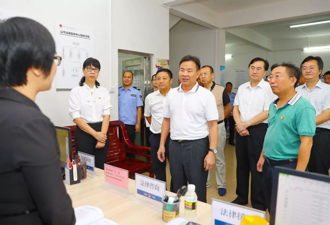 肖杰：创新维稳工作机制确保全省社会大局稳定