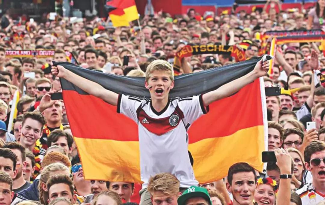 法国队为什么这么多黑人？