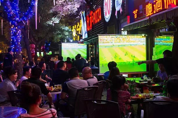 熬夜看球有什么问题,熬夜看球的理由