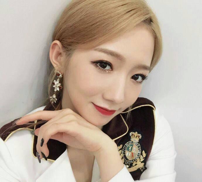 我被山支大哥的电眼迷倒了！