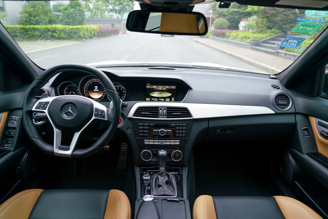 c63amg真的很难驾驭吗,全新一代AMGC63