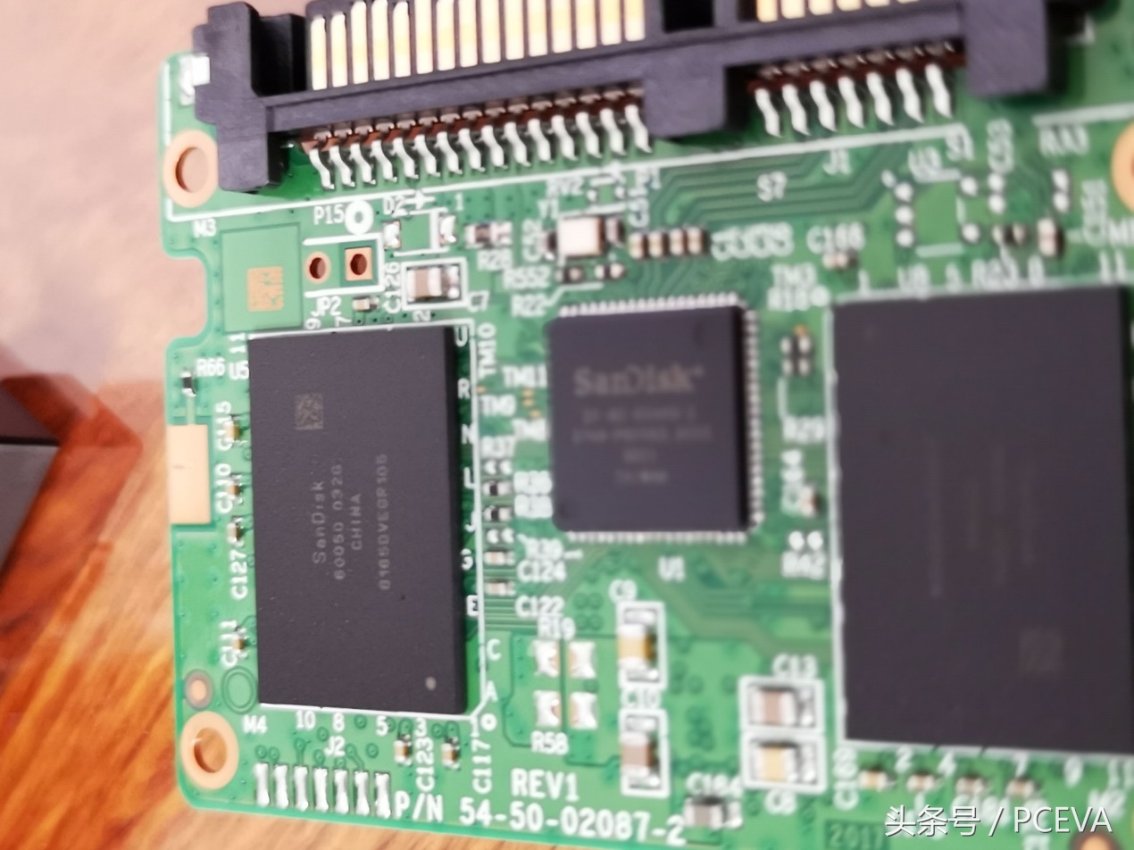 闪迪x600固态硬盘什么主控,固态硬盘闪迪主控维修