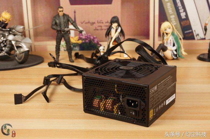 酷冷至尊mwegold650w电源,酷冷至尊mwe550全模组电源