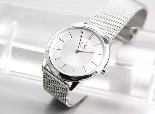 什么样的手表戴起来又低调又好看,休闲文艺风适合什么样的手表