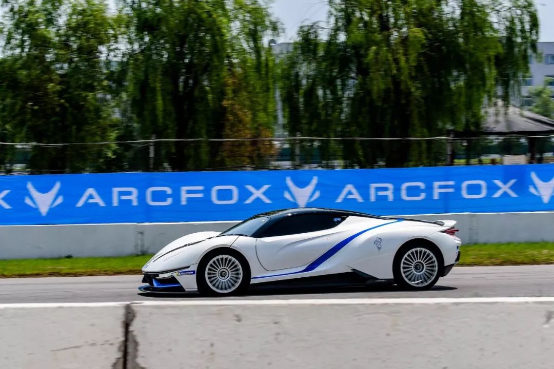 高迪之后,谁能成为西班牙的设计担当?