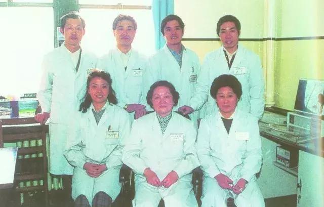 深切缅怀千古功勋,深切缅怀院士