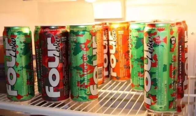 酒吧监控曝光:女孩被性侵,有多容易