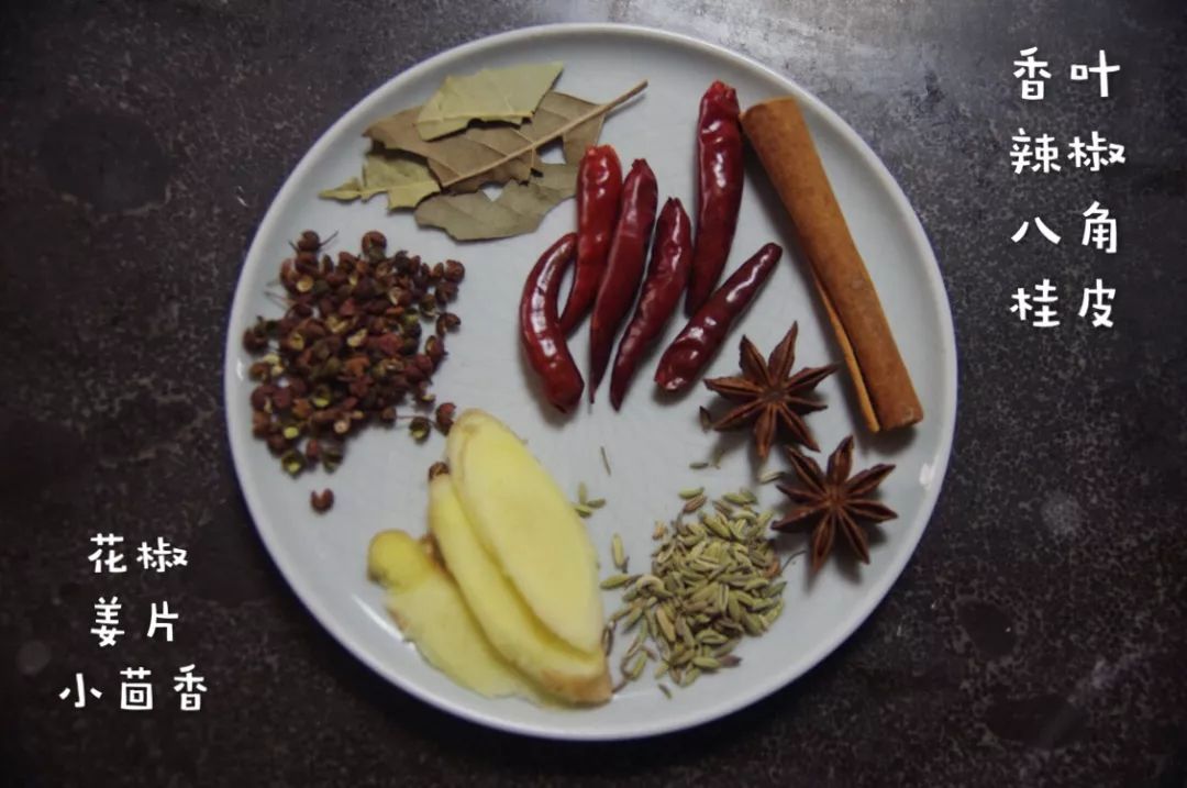 店里为什么煮出来的毛豆是绿色的,饭店煮毛豆为什么是绿色的