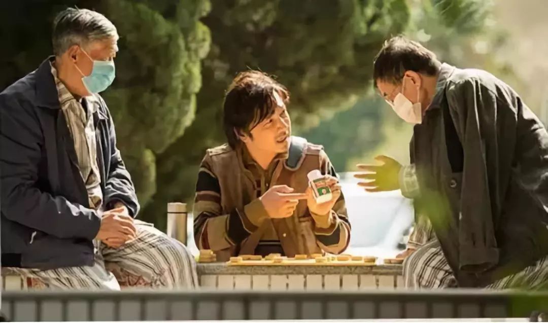 我不是药神丨你拼命买的房，也许还不够垫医药费