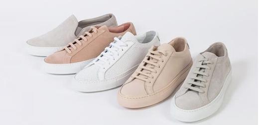 出门撞鞋,出去旅游好穿的运动鞋推荐女