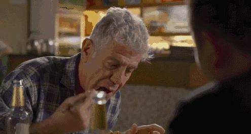 奥巴马吃越南美食视频,奥巴马吃越南河粉