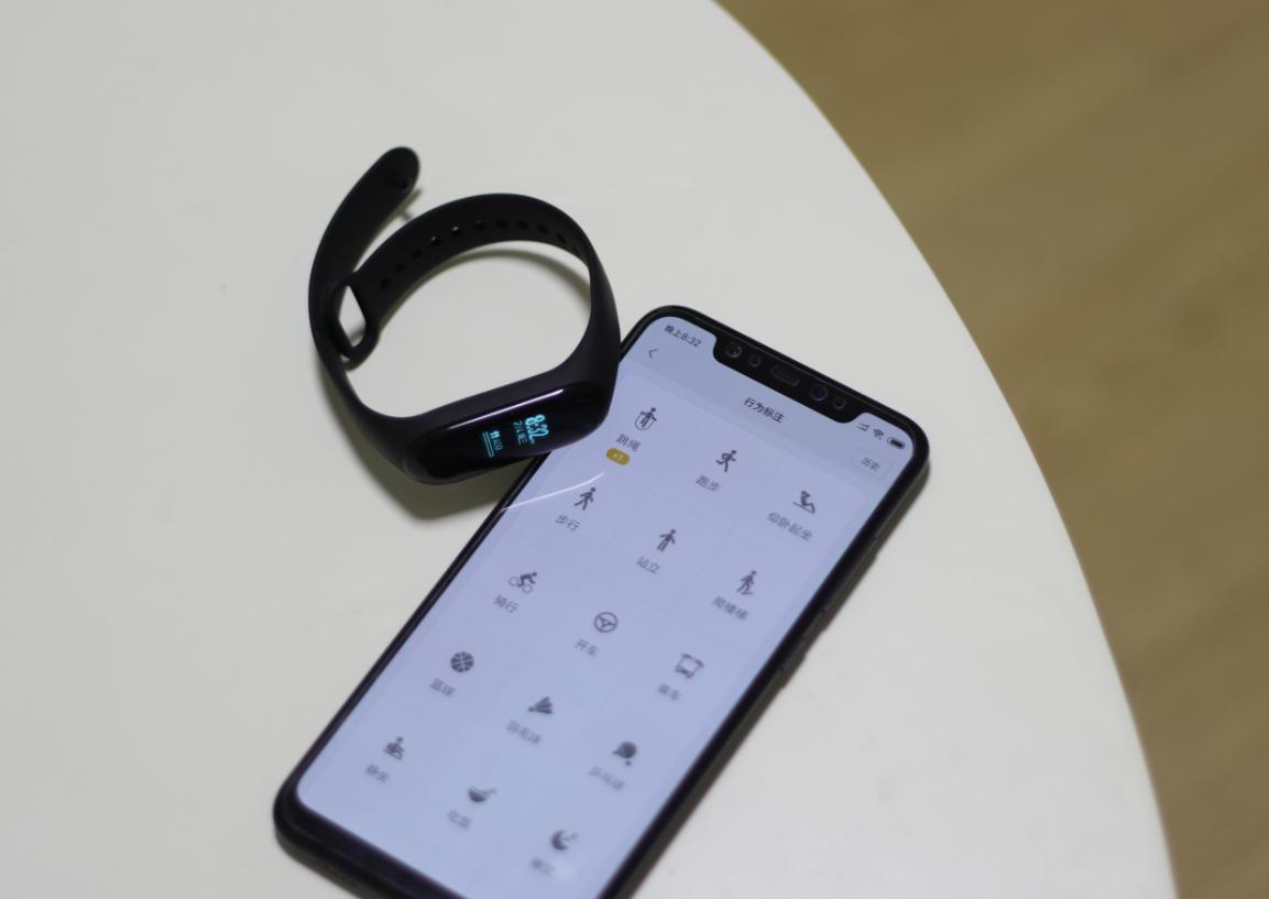 埃微蛋卷彩屏手环对比小米手环3，你喜欢哪一款？