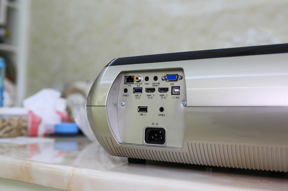 长虹最值得买的激光电视,3000左右激光投影电视