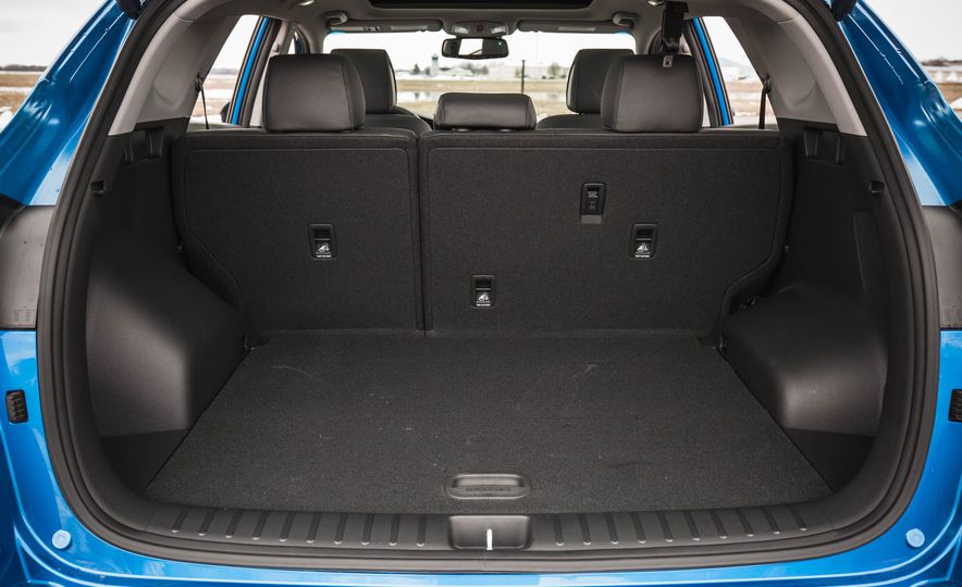 后备箱空间比较大的几款suv,后备箱最能装载的紧凑型suv