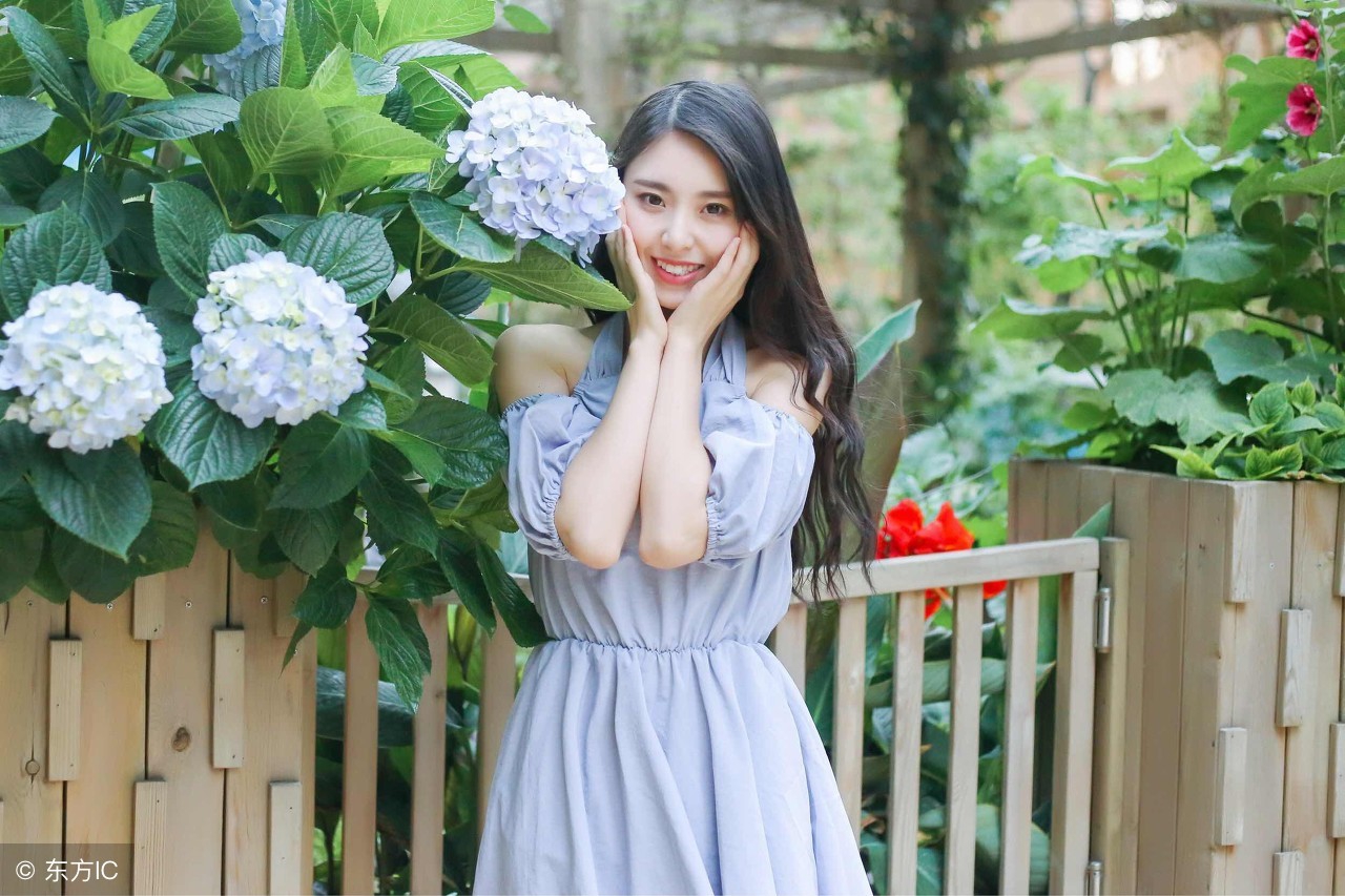 你还跳不跳?不跳就滚回别墅,我等会儿回去没看见你,你知道下场