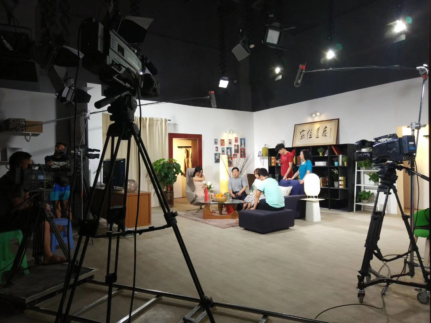 四川成都笑星胖妹刘军抖音直播间,山城棒棒军中胖妹刘军近况如何