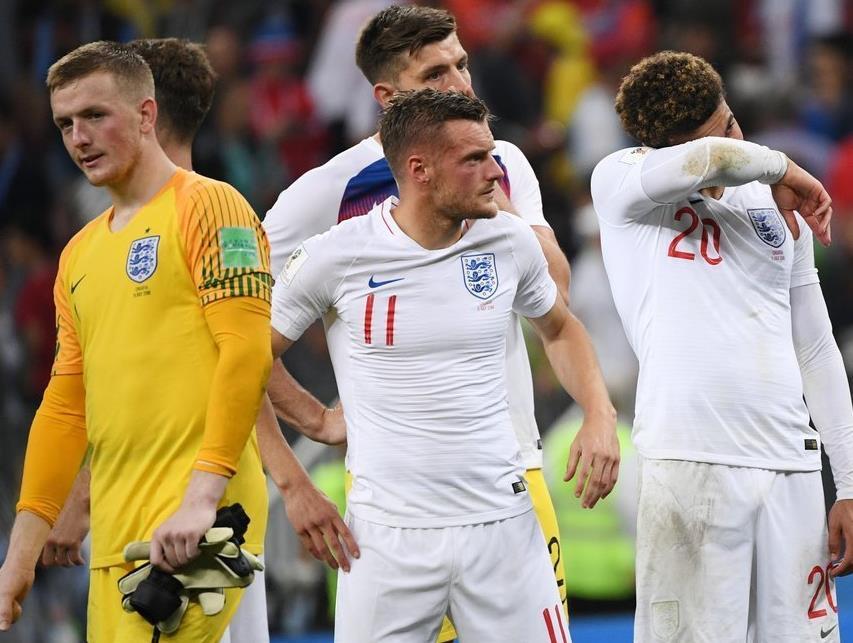 英格兰贝氏弧线,足球世界杯贝氏弧线拯救英格兰