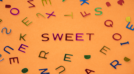 Pay的各种短语和例句：payback;payfor;payout；payoff等