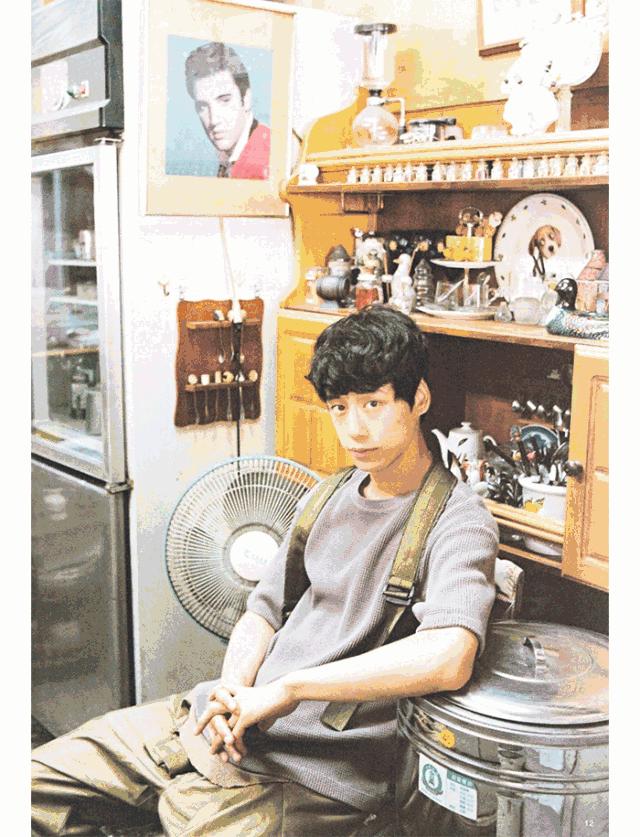 男生海边拍照如何摆pose,双人男生拍照pose姿势大全