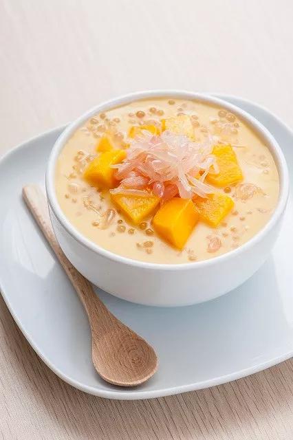 一家街边小店,一份糖水,满记为何能成为甜品界的大佬?