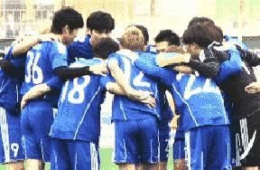 运动员为什么喜欢互相摸屁屁？