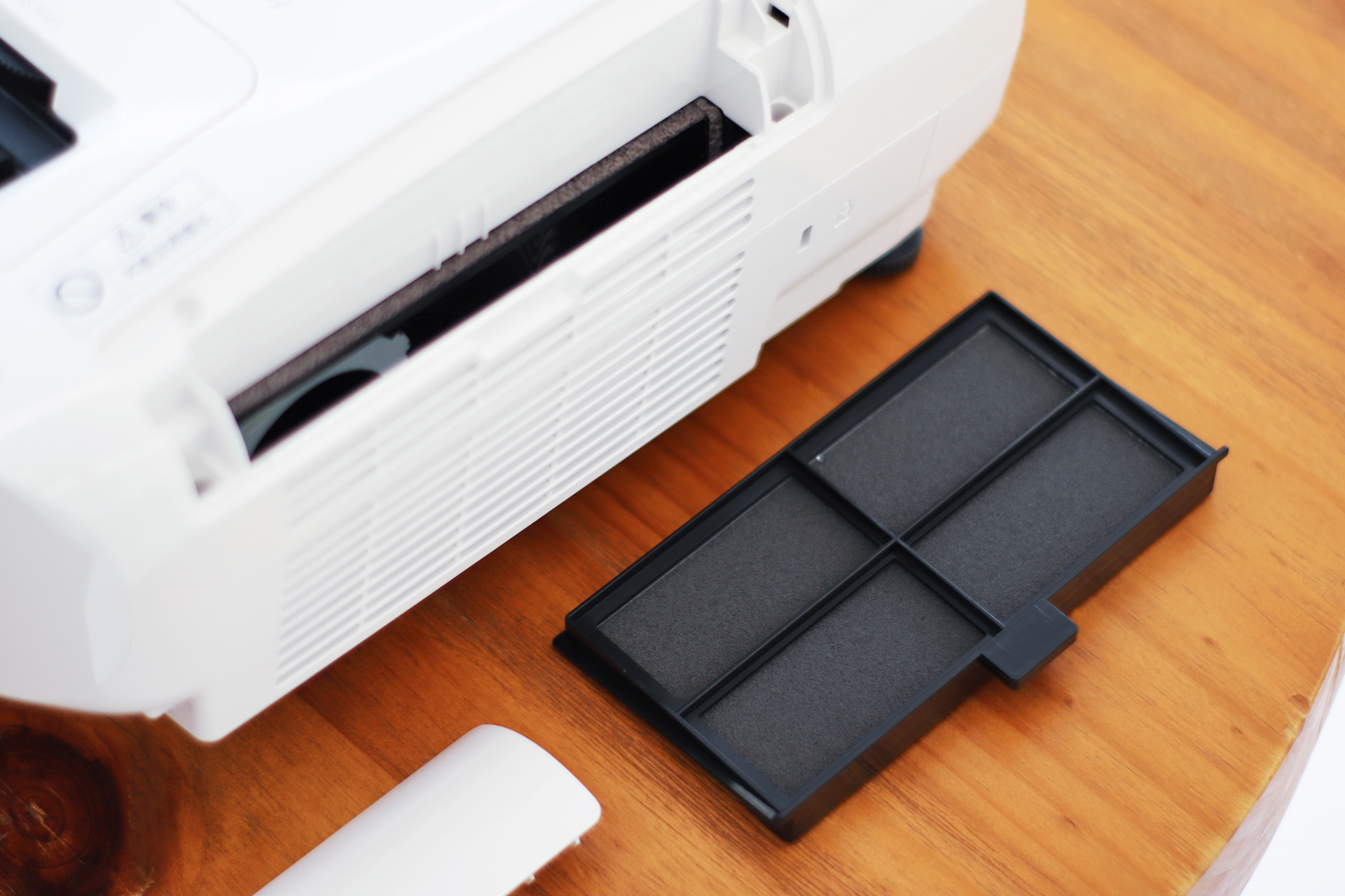 爱普生tw5600投影仪是商用型的吗,爱普生epsonch-tw7000投影仪评测