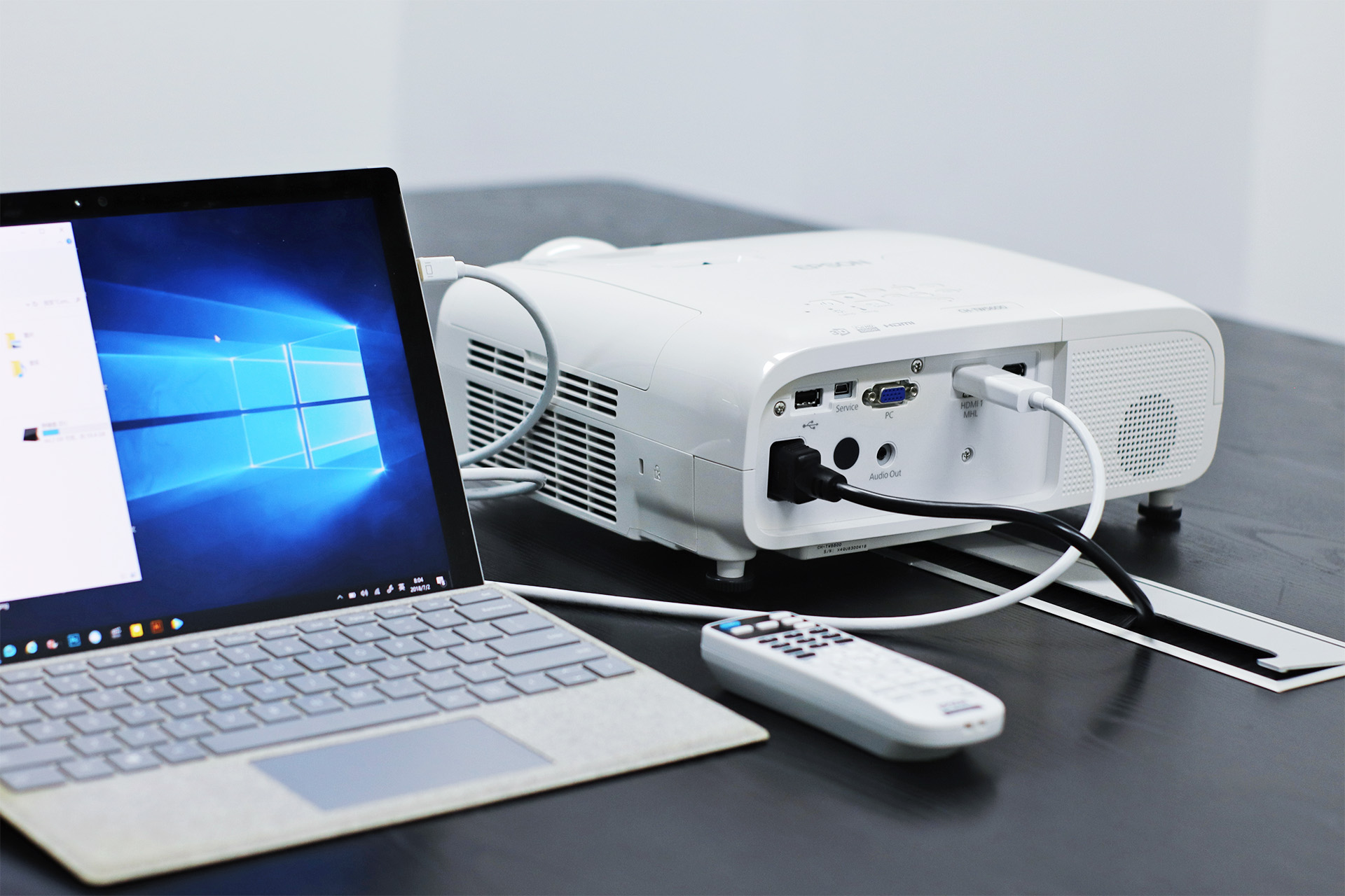 爱普生tw5600投影仪是商用型的吗,爱普生epsonch-tw7000投影仪评测