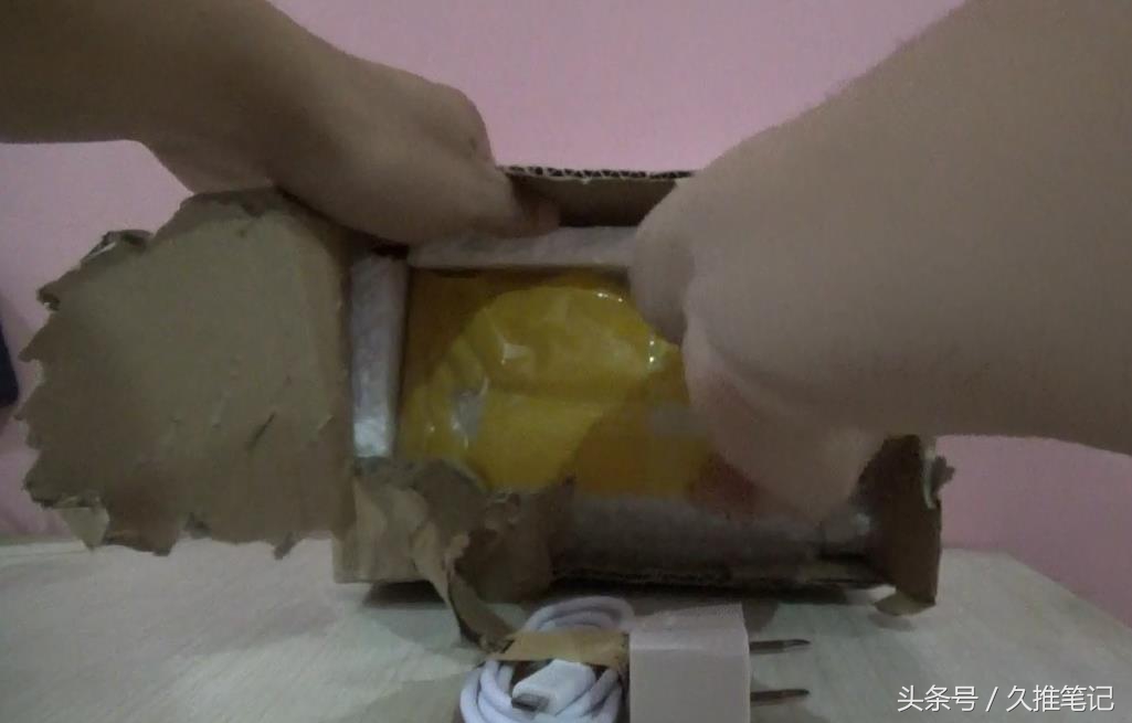 500元的飞利浦智能手机怎么样,飞利浦入门智能手机