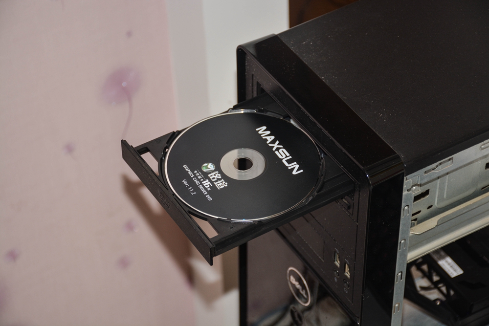 很强也很长,实测铭瑄1050在新老电脑上的表现