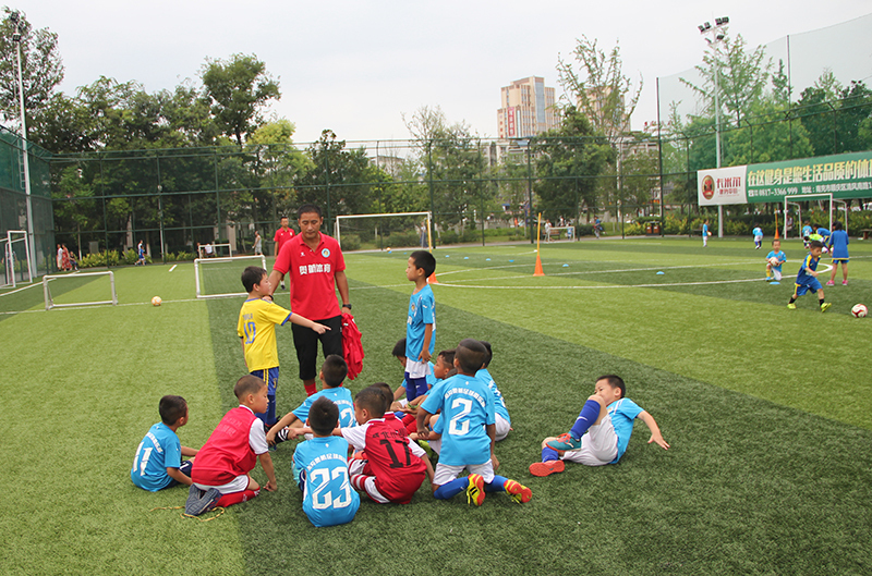 南充奥航足球俱乐部收费,南充奥航